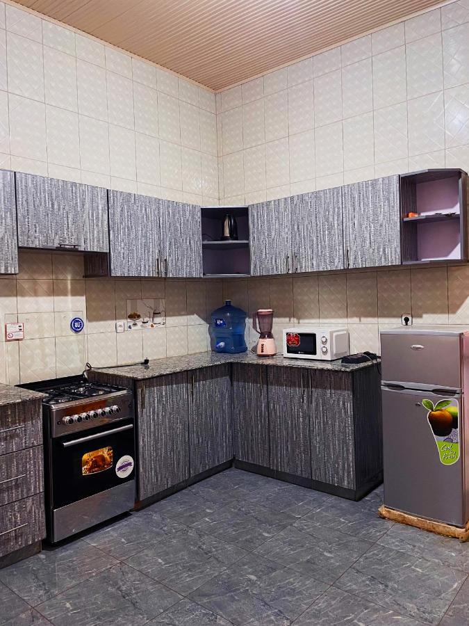 Zeo Airbnb - Cheap Apartment In קיגאלי מראה חיצוני תמונה